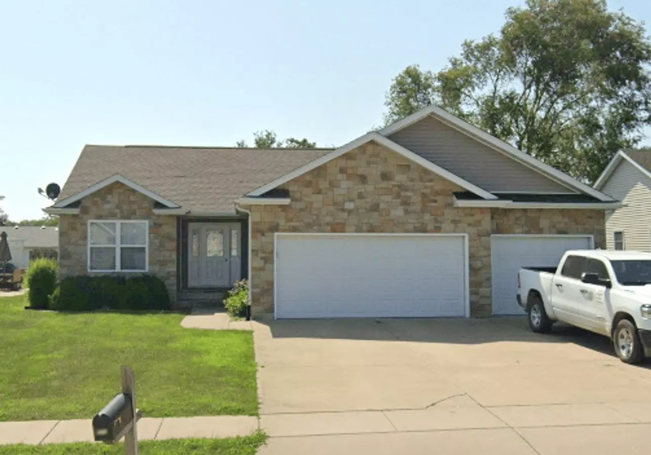 417 DAHLIA House for rent in Chatham, IL