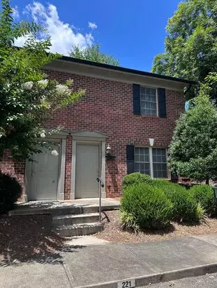 2 Bed, 1.5 Bath Townhome In Prime Location! No Pets Apartment for rent in Hickory, NC