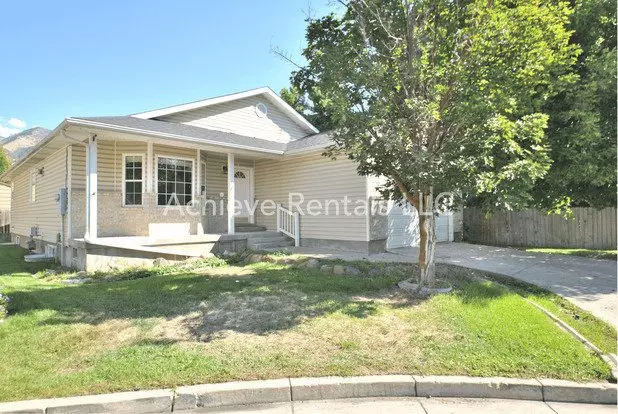 170 S 460 E Apartment for rent in Logan, UT