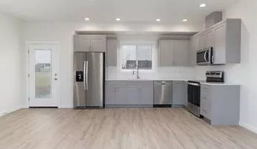 3 of 12 Beautiful Large Townhome Centrally Located In Lynden Apartment for rent in Lynden, WA