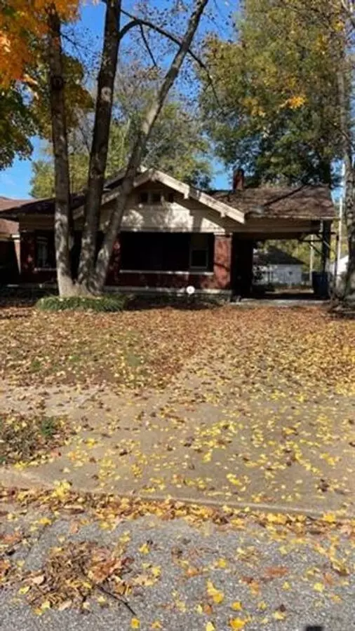 Charming 3-bedroom Home In Memphis - Comfort & Convenience Await! House for rent in Memphis, TN