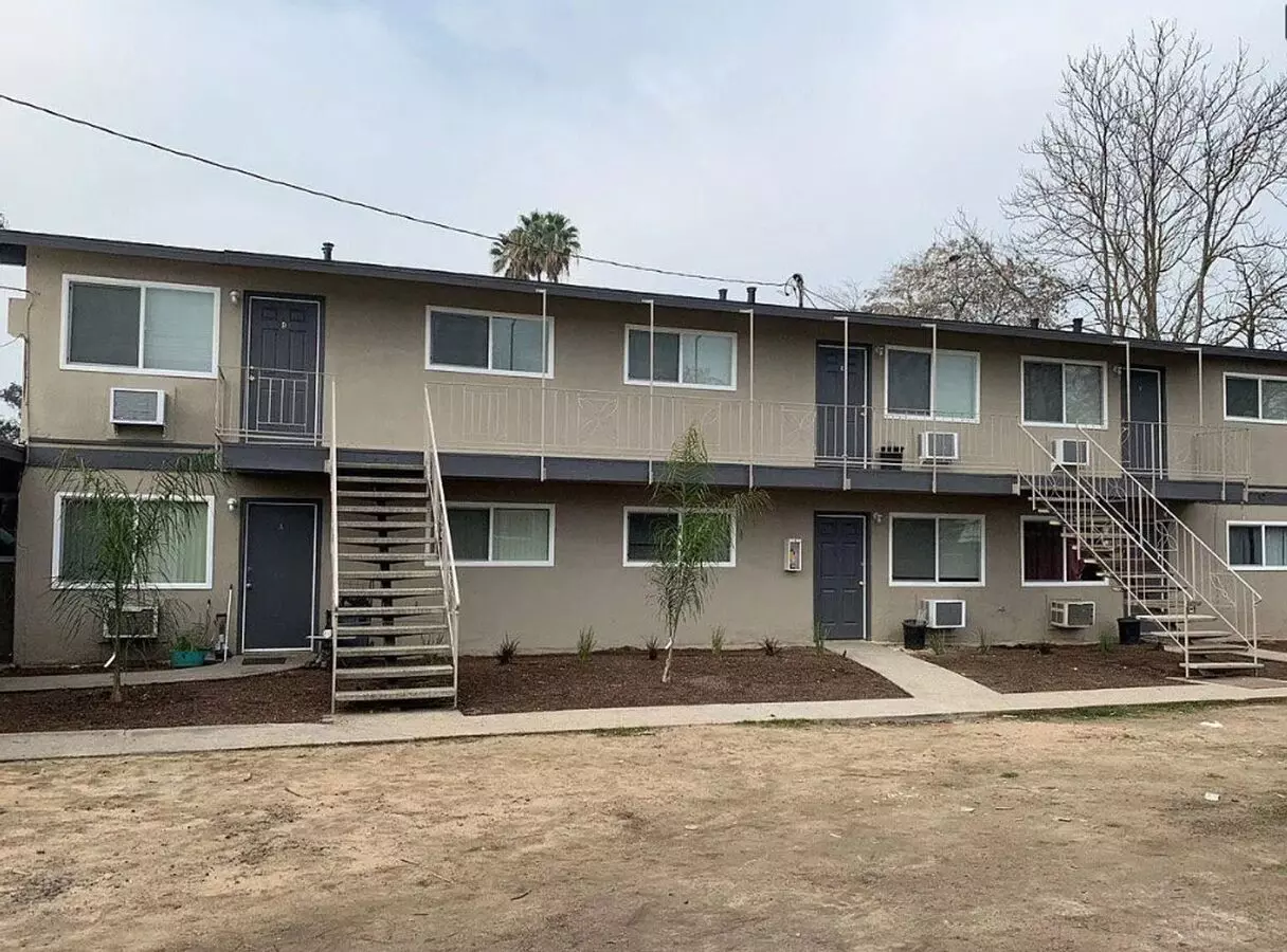 4421 E Hedges Ave Apartment for rent in Fresno, CA