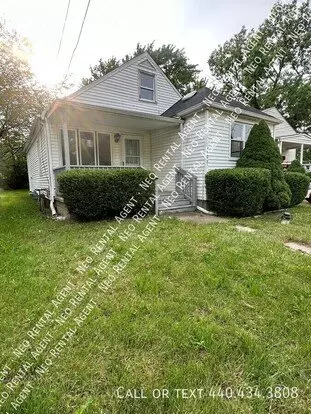 3808 Canton Ave Apartment for rent in Lorain, OH