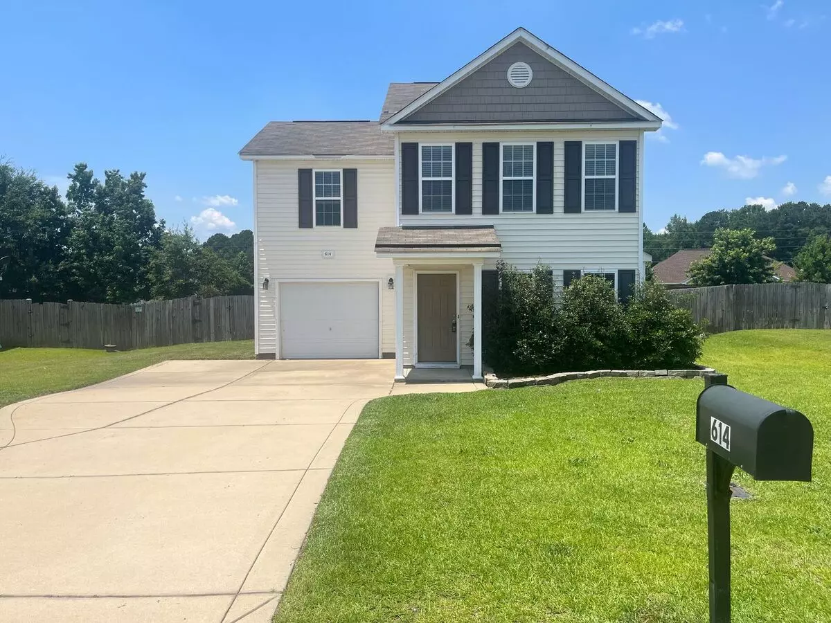 Charming 3 Bed Raeford Home With Fenced Yard House for rent in Raeford, NC