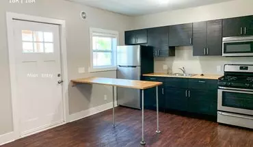4 of 18 1514 Alpine Ave NW Apartment for rent in Grand Rapids, MI