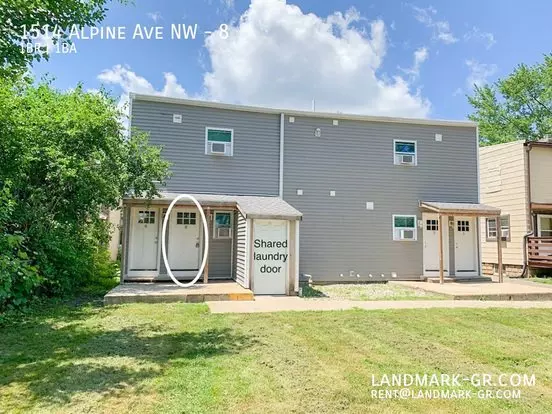 1514 Alpine Ave NW Apartment for rent in Grand Rapids, MI