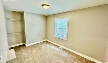 5 of 19 1107 Turner Ave NW Apartment for rent in Grand Rapids, MI