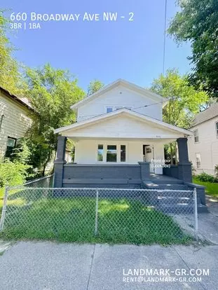 660 Broadway Ave NW Apartment for rent in Grand Rapids, MI