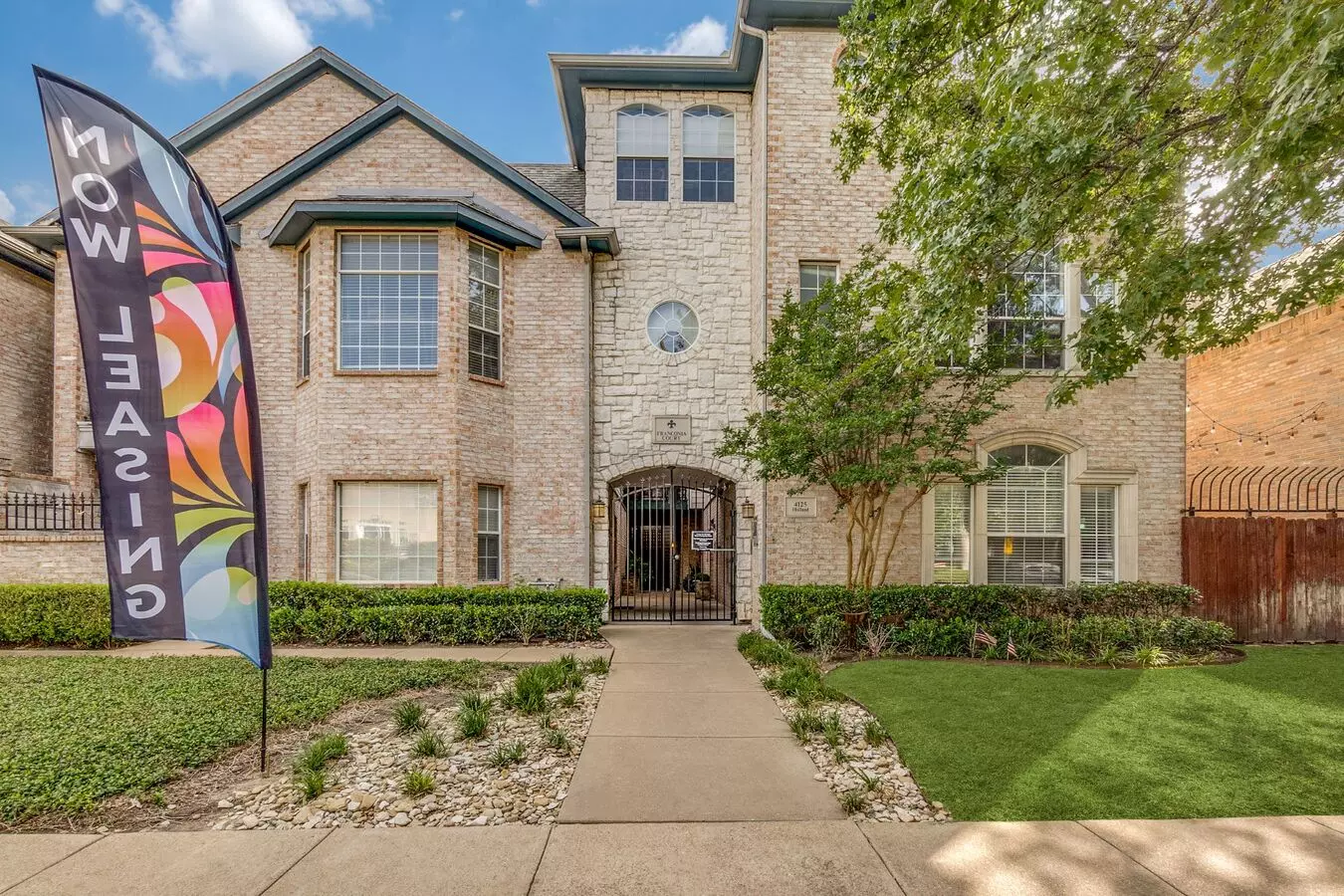 Franconia Court Apartment for rent in Dallas, TX