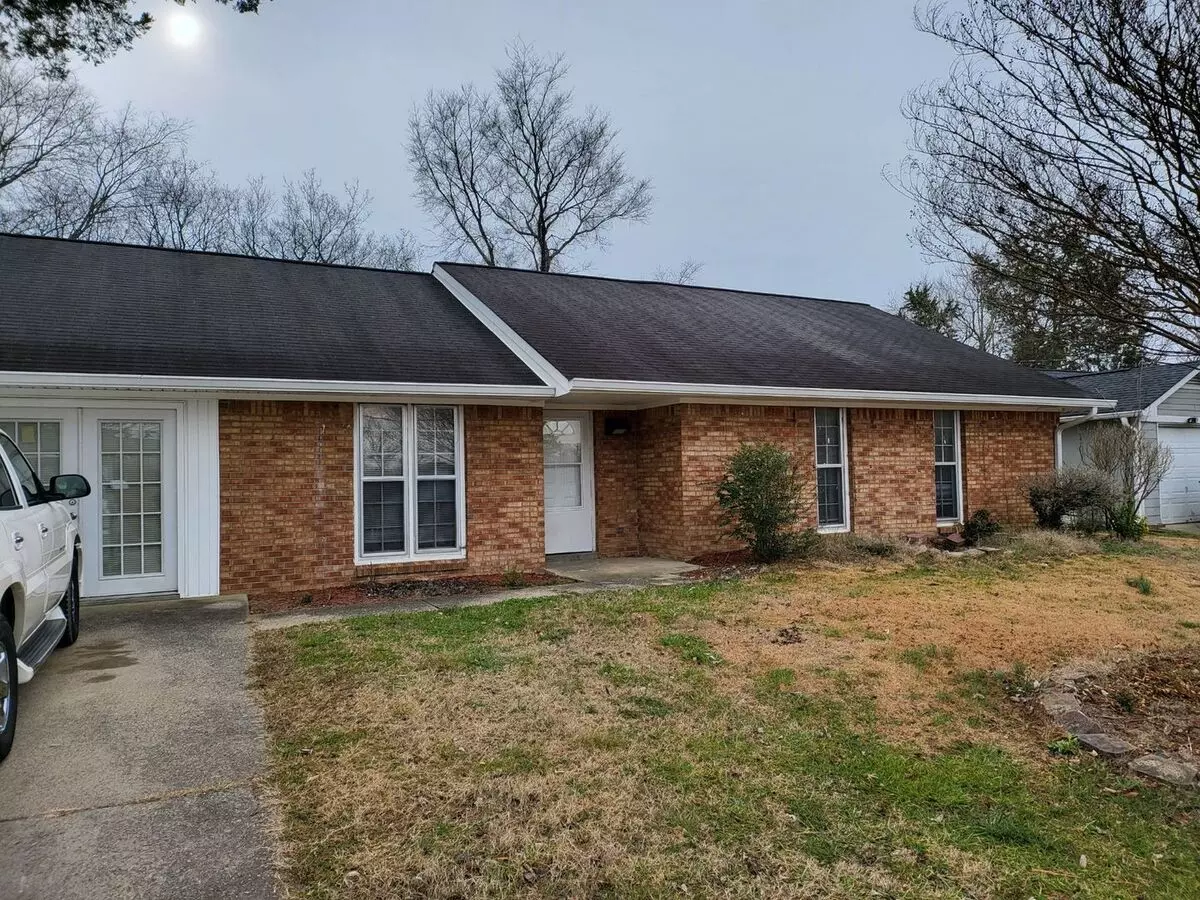 Nice Brick Ranch 4 Bedroom 2 Bath In Hermitage House for rent in Hermitage, TN