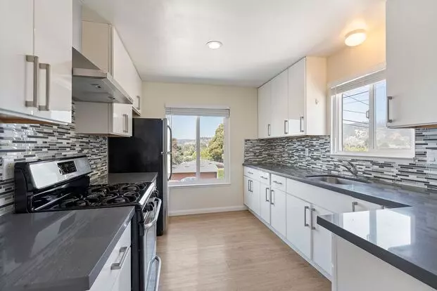 5306 Bayview Ave Apartment for rent in Richmond, CA