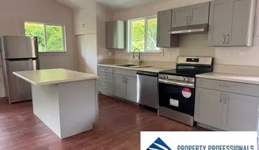 2 of 8 Volcano Farm Lots House for rent in Volcano, HI