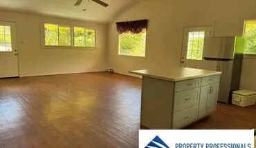 4 of 8 Volcano Farm Lots House for rent in Volcano, HI