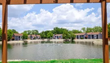 5 of 130 Lakeshore Cove Apartment for rent in Columbus, OH