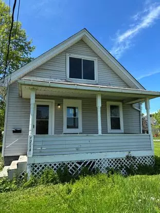 Section 8 Accepted! 3br 2-story House Apartment for rent in Lorain, OH