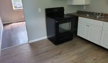 5 of 23 1627-1629 E 33rd St Apartment for rent in Lorain, OH