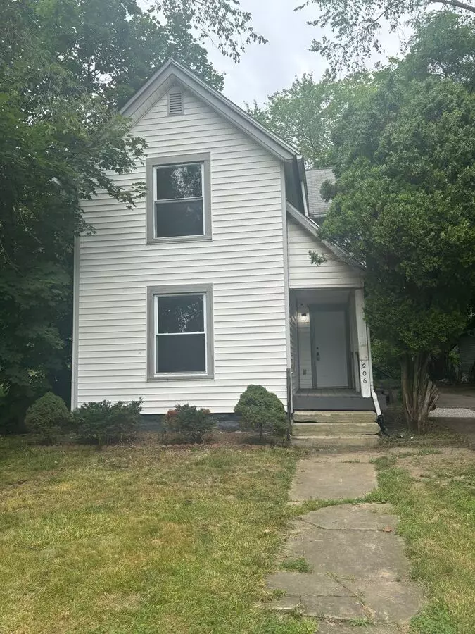 Beautiful 4bd 2Bath Home House for rent in Lorain, OH