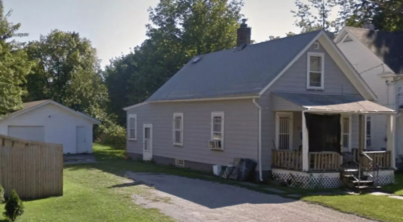 Coming Soon! Section 8 Accepted! Renovation In Progress! 2 Br 1 Ba Home! House for rent in Lorain, OH