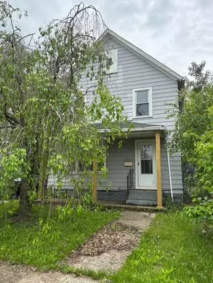 Charming 3-bedroom Home, Ready For You! Section 8 Accepted! Apartment for rent in Lorain, OH