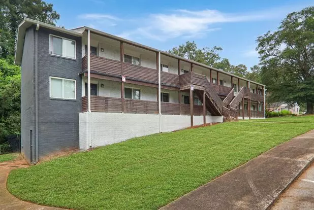 Park Terrace Apartment for rent in College Park, GA
