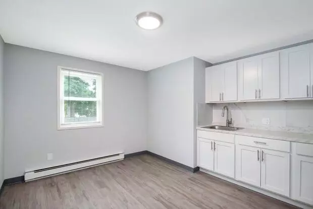 Palmer Gardens Apartment for rent in Three Rivers, MA