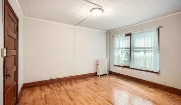 4 of 17 1716 Grand Ave Apartment for rent in St Paul, MN