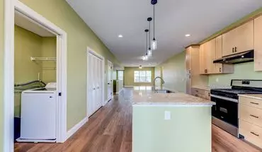 3 of 31 Graduate Students!! 2 Bed 2 Bath Near Ssm Cardinal Glennon, St. Louis University Apartment for rent in St Louis, MO