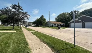 5 of 11 1102 8th St Ct Apartment for rent in Silvis, IL