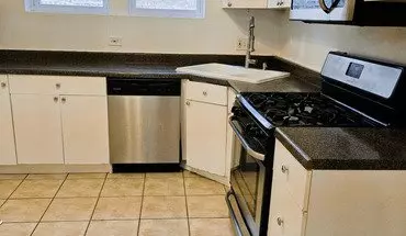 3 of 29 6518 N Mozart St Unit 1 Apartment for rent in Chicago, IL