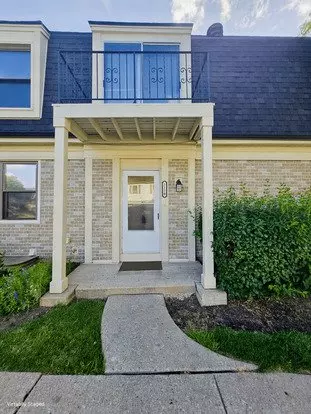 2120 N Ginger Cir #18d Apartment for rent in Palatine, IL 2120 N Ginger Cir #18d Apartment for rent in Palatine, IL