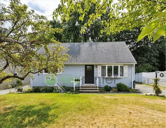 Charming Clifton Cape On A Tree-lined Street | 4br, 2ba, Garage & Finished Basement Apartment for rent in Clifton, NJ