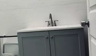 2 of 9 917 S 24th St Apartment for rent in Manitowoc, WI