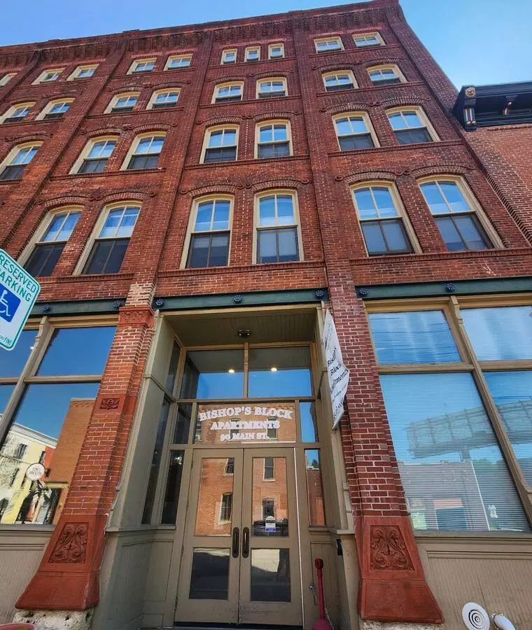 Bishop&#39;s Block Apartments Apartment for rent in Dubuque, IA