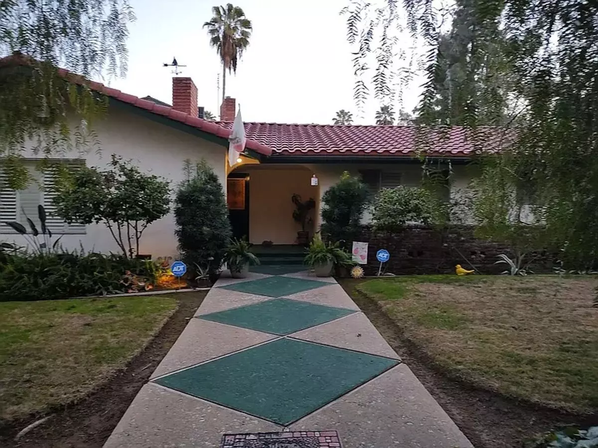 1448 E Gettysburg Ave House for rent in Fresno, CA