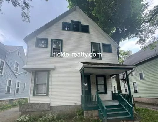 Large 5 Bedroom 2 Bath Single Family Home! Off Street Parking - On Site Laundry! Apartment for rent in Rochester, NY
