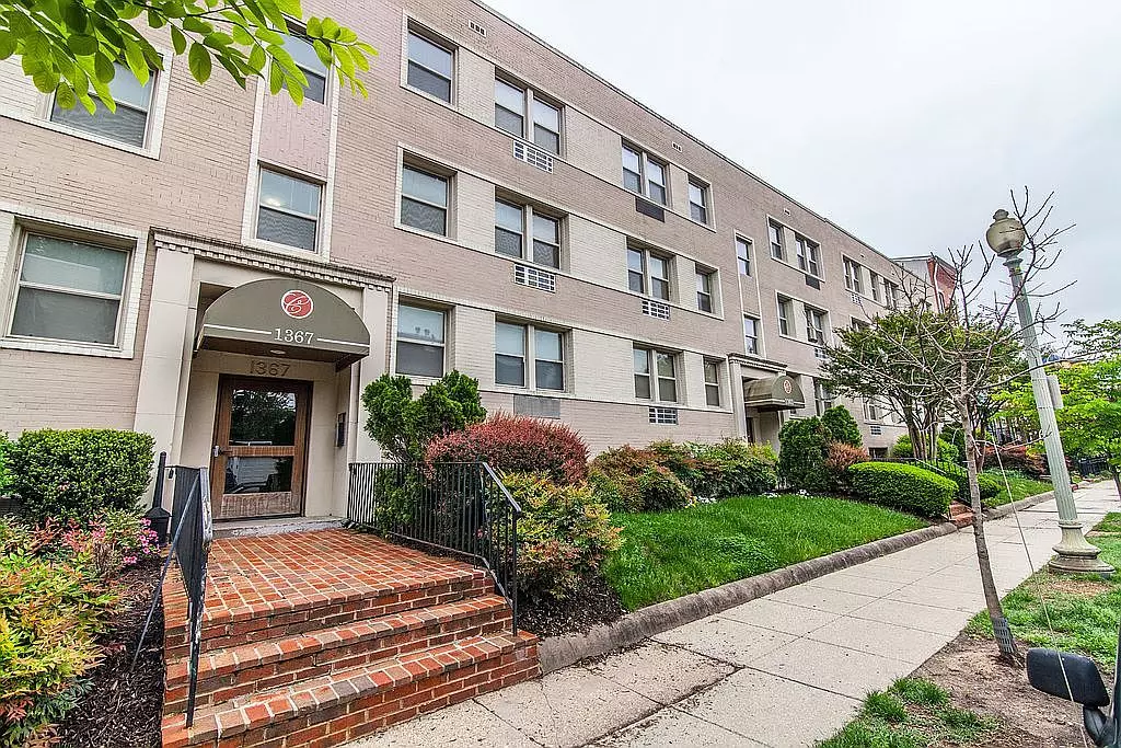 1367 K St SE House for rent in Washington, DC