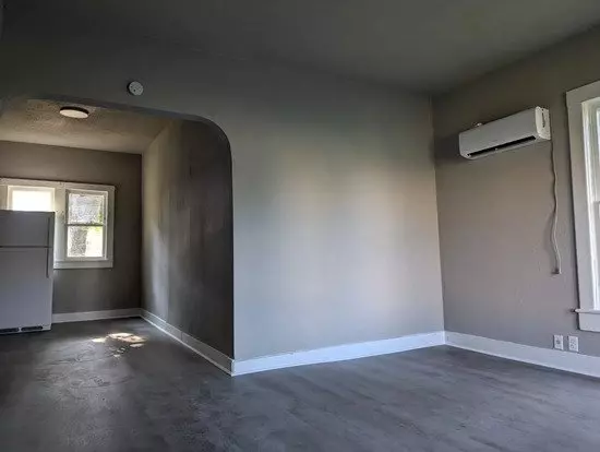 216 S. Florida Apartment for rent in Nevada, MO
