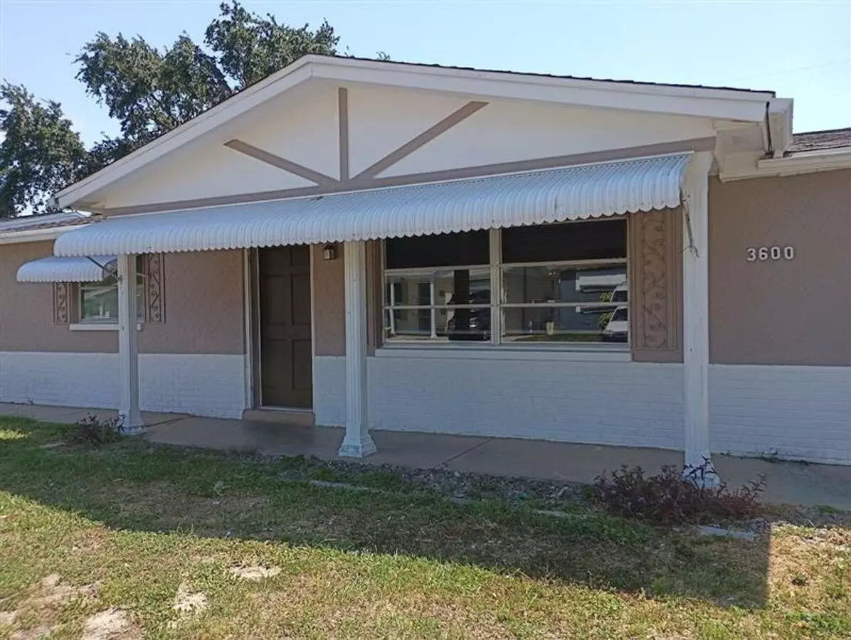 Charming Home With Exquisite Features Near Beaches House for rent in New Port Richey, FL