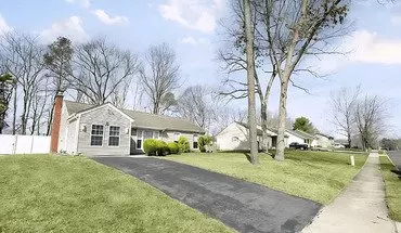 2 of 11 98 Buckingham Dr House for rent in Jackson, NJ