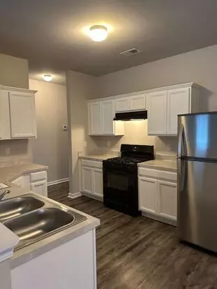 Modern 3-bedroom Home With Spacious Backyard In Pell City Apartment for rent in Pell City, AL