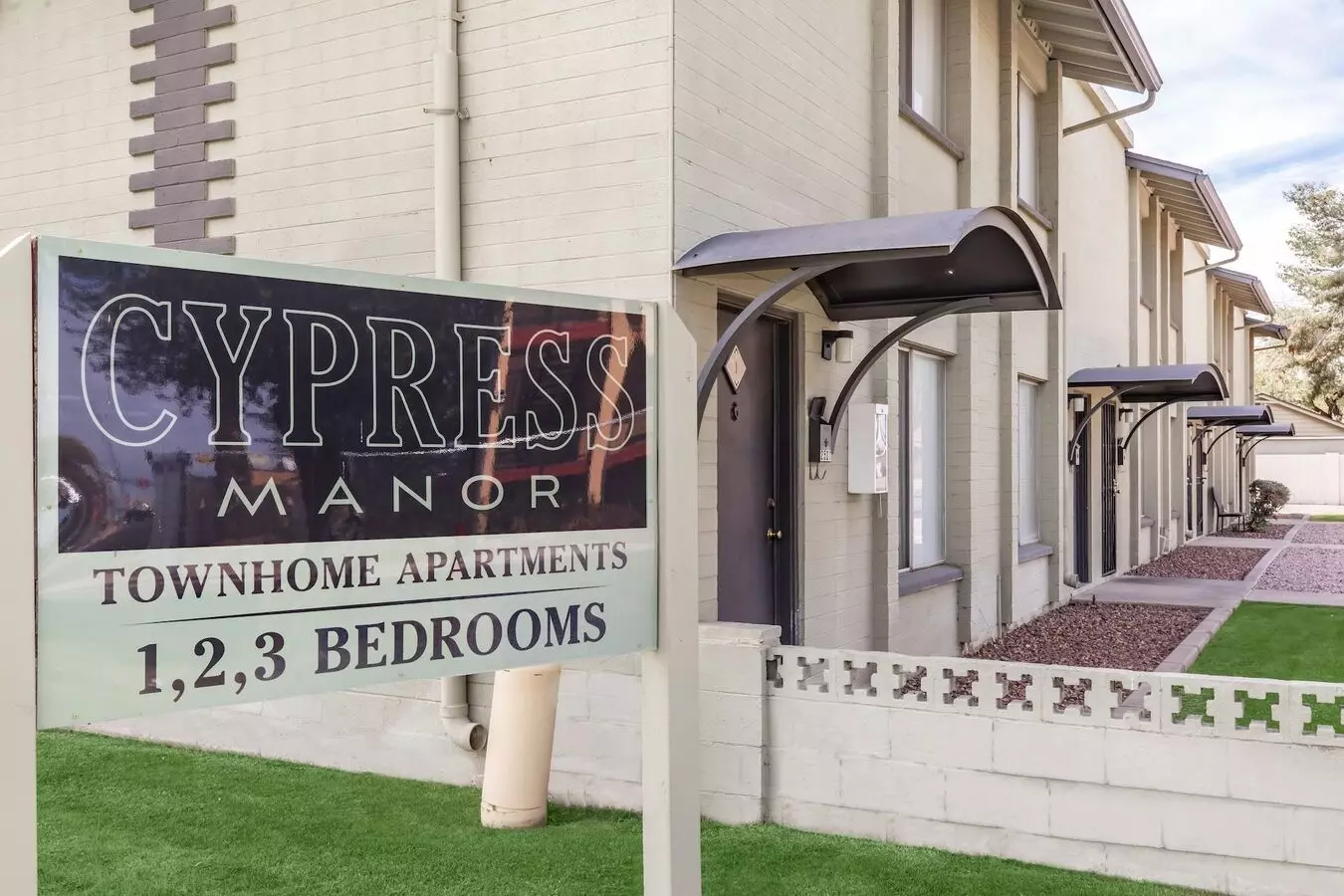 Cypress Manor Apartments Apartment for rent in Phoenix, AZ