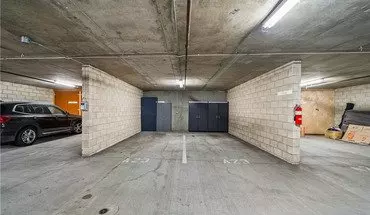 2 of 12 1 Scpacious Bedroom And Bathroom Apartment for rent in Venice, CA
