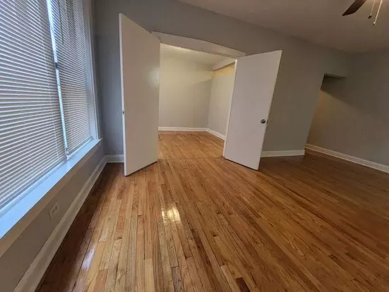 7131-51 S Bennett Apartment for rent in Chicago, IL