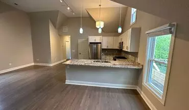 4 of 15 Port Washington Loft Duplex Apartment for rent in Port Washington, WI