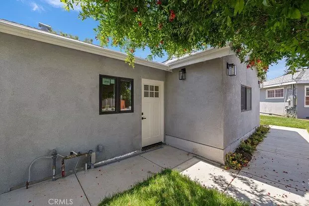 11010 Montgomery Ave Apartment for rent in Granada Hills, CA