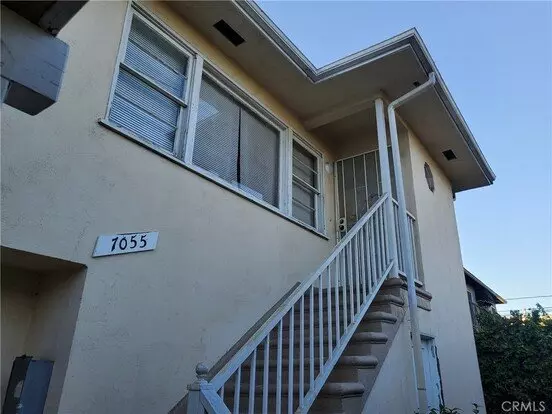 7055 S Ln Apartment for rent in Westchester, CA