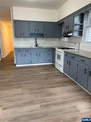 112 Hoyt St Apartment for rent in Kearny, NJ