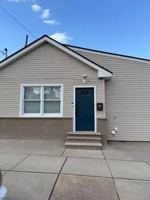 191 Oakwood Ave Apartment for rent in Kearny, NJ