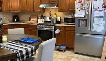 191 Oakwood Ave Apartment for rent in Kearny, NJ