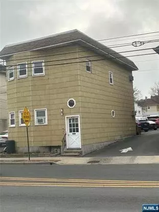251 Schuyler Ave Apartment for rent in Kearny, NJ